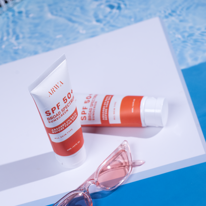 Broad Spectrum Sunscreen (SPF 50+) NO WHITE CASTE, NON GREASY